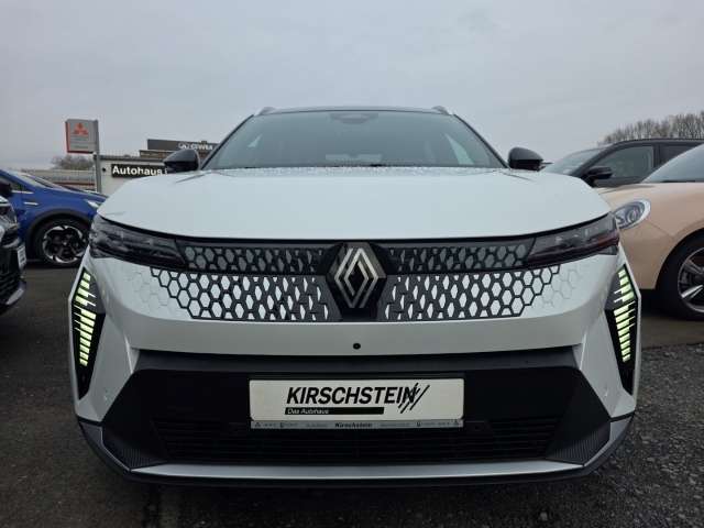 Fahrzeugbild eines Renault Scenic E-TECH