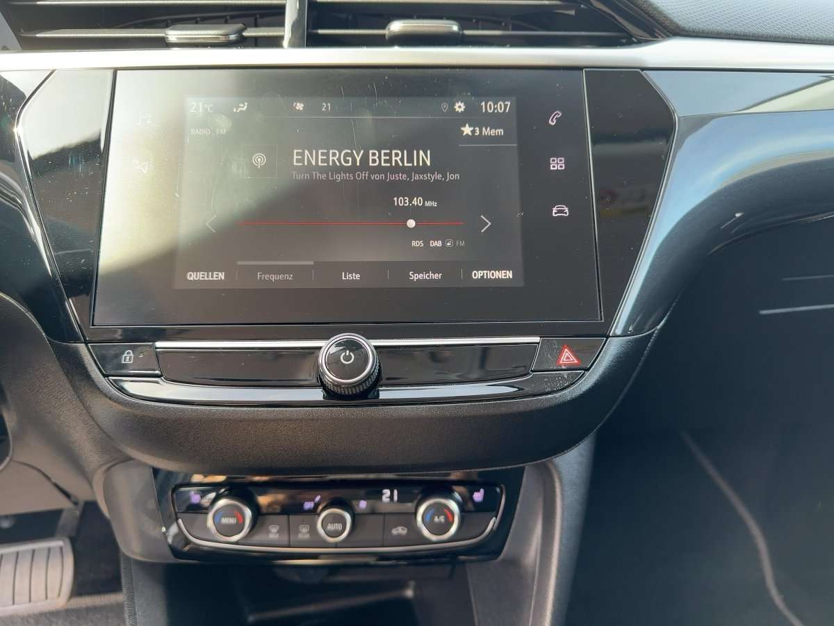 Fahrzeugbild eines Opel Corsa