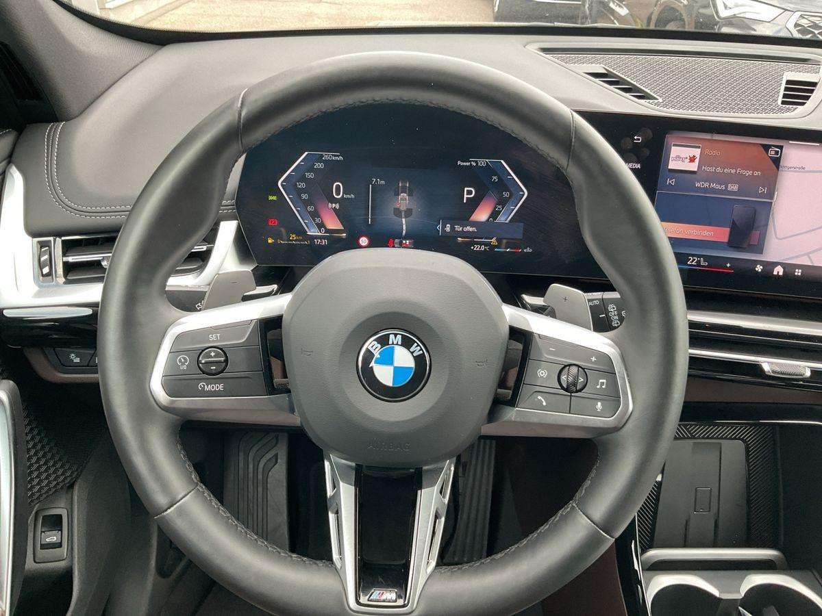 Fahrzeugbild eines BMW X1