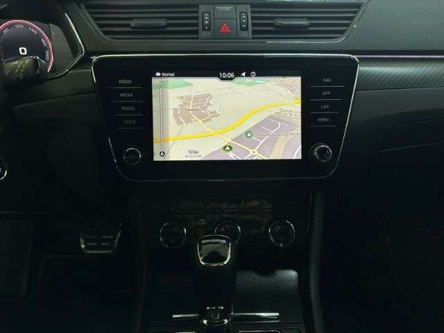 Fahrzeugbild eines Skoda Superb
