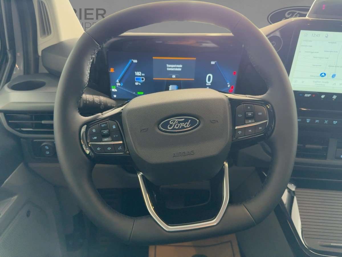 Fahrzeugbild eines Ford Tourneo Custom