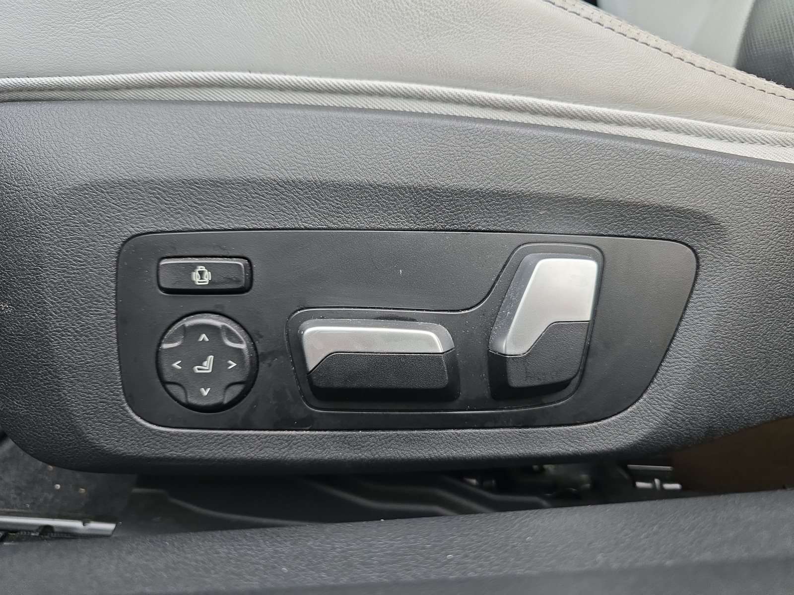 Fahrzeugbild eines BMW 4er-Reihe