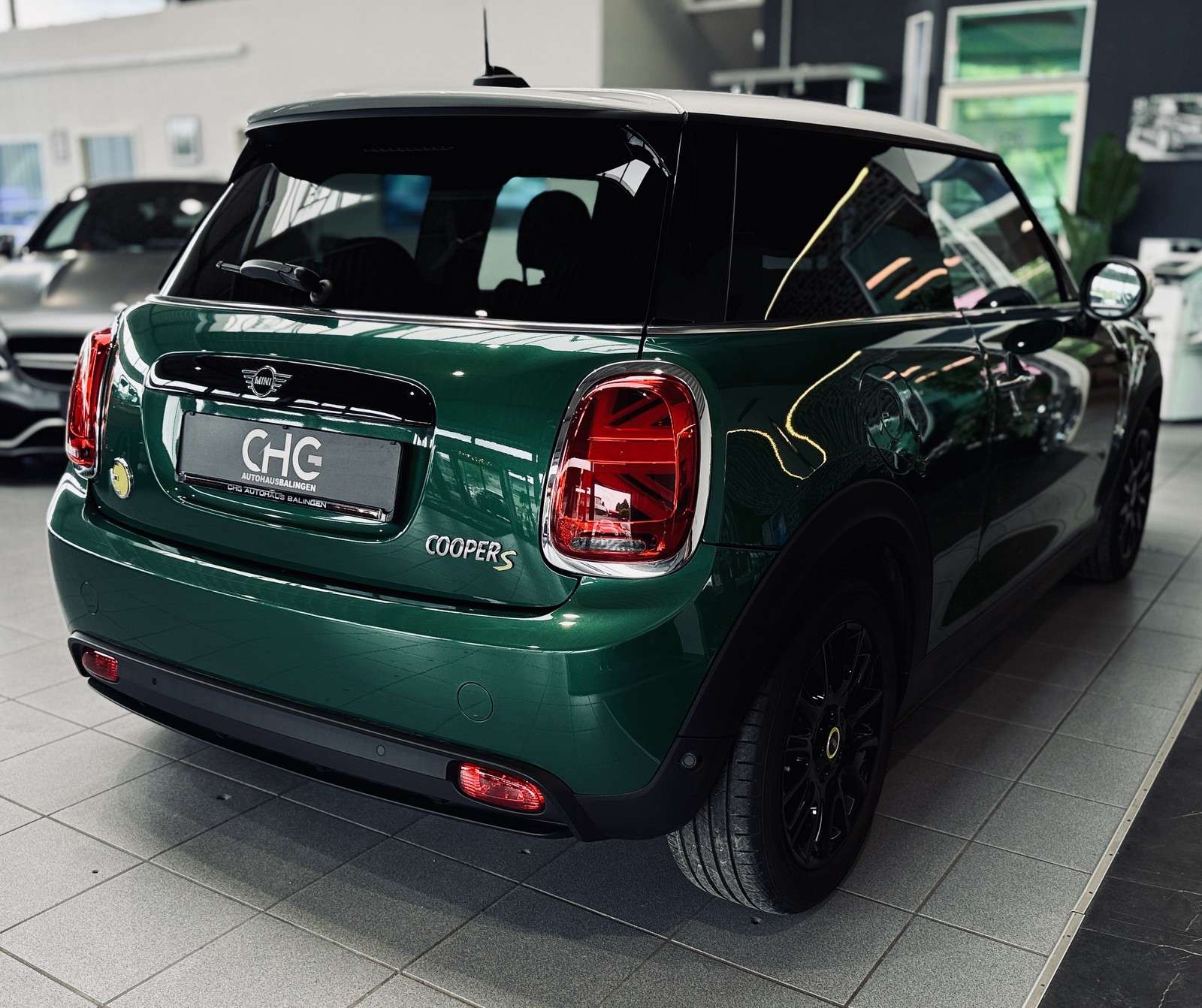Fahrzeugbild eines MINI COOPER
