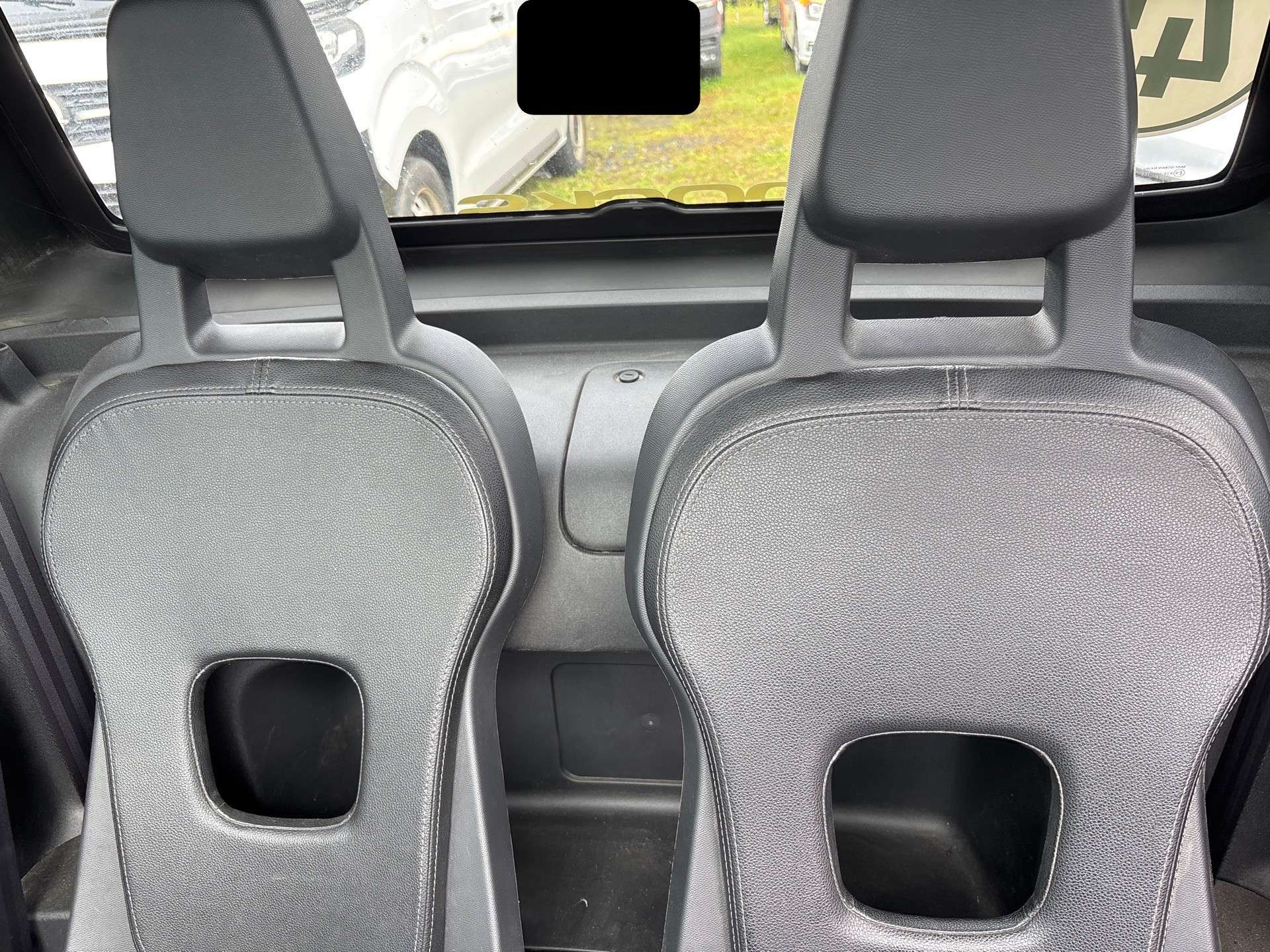 Fahrzeugbild eines Opel Rocks-e
