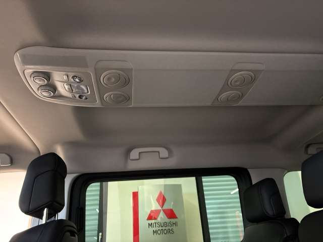 Fahrzeugbild eines Opel Zafira Life