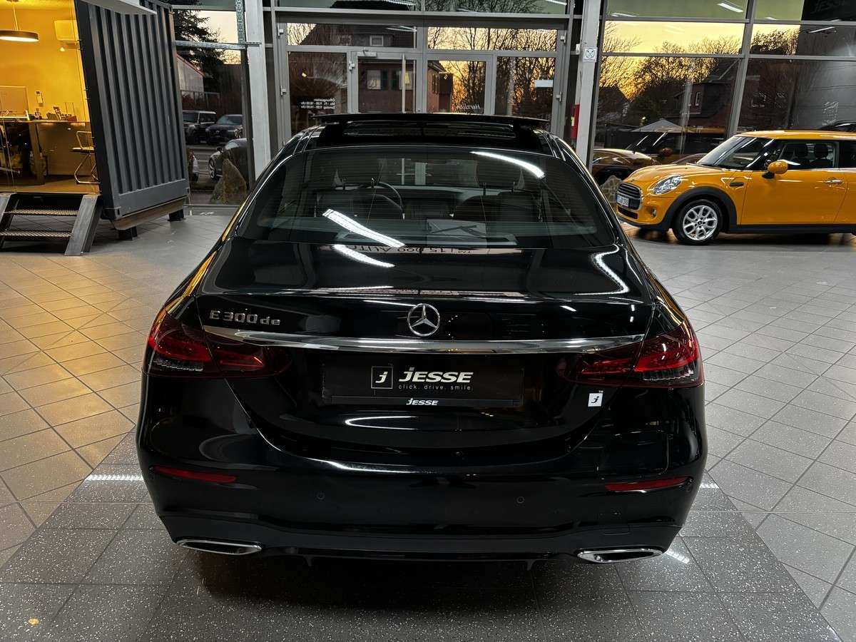 Fahrzeugbild eines Mercedes-Benz E-Klasse
