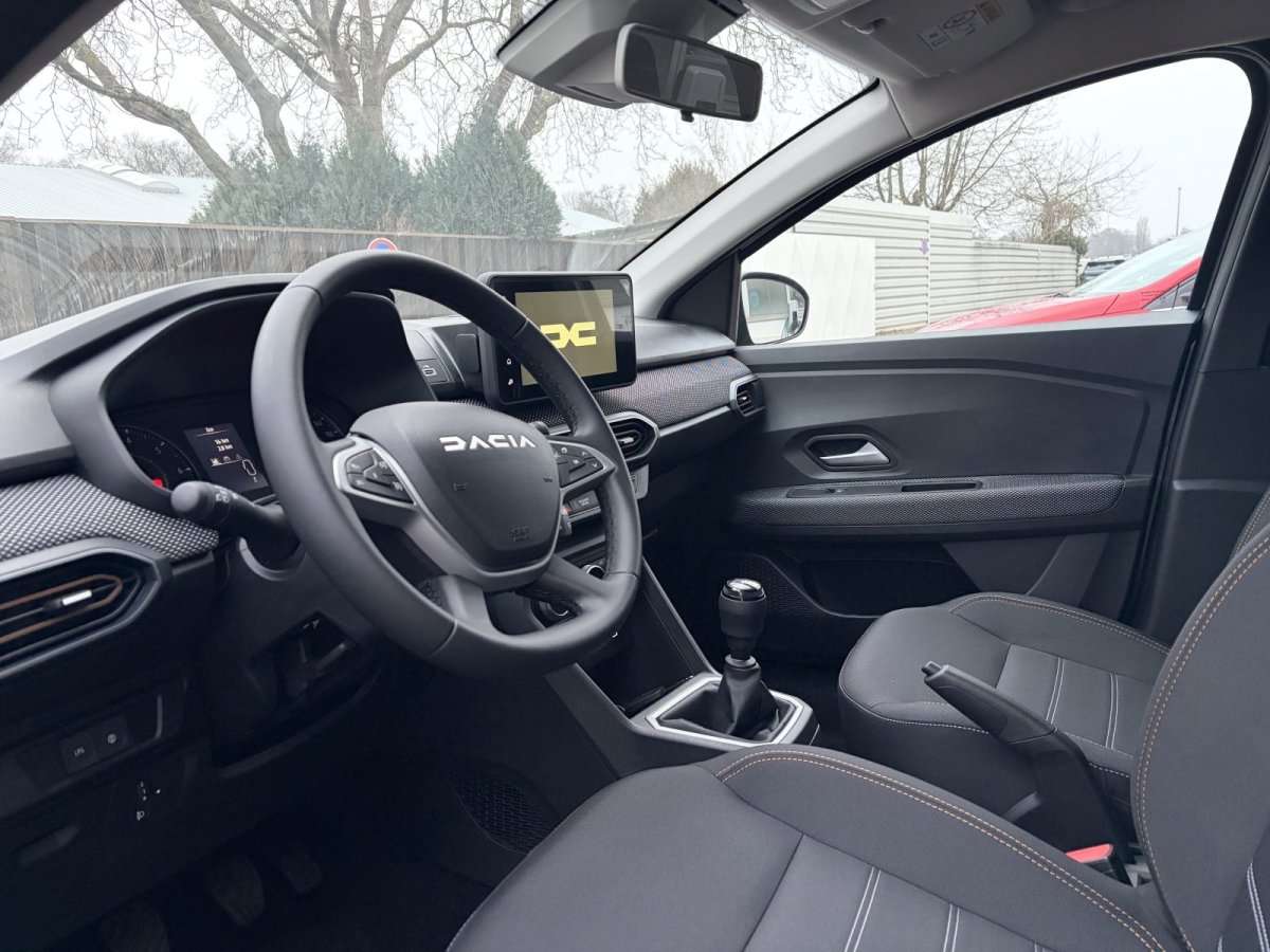 Fahrzeugbild eines Dacia Sandero