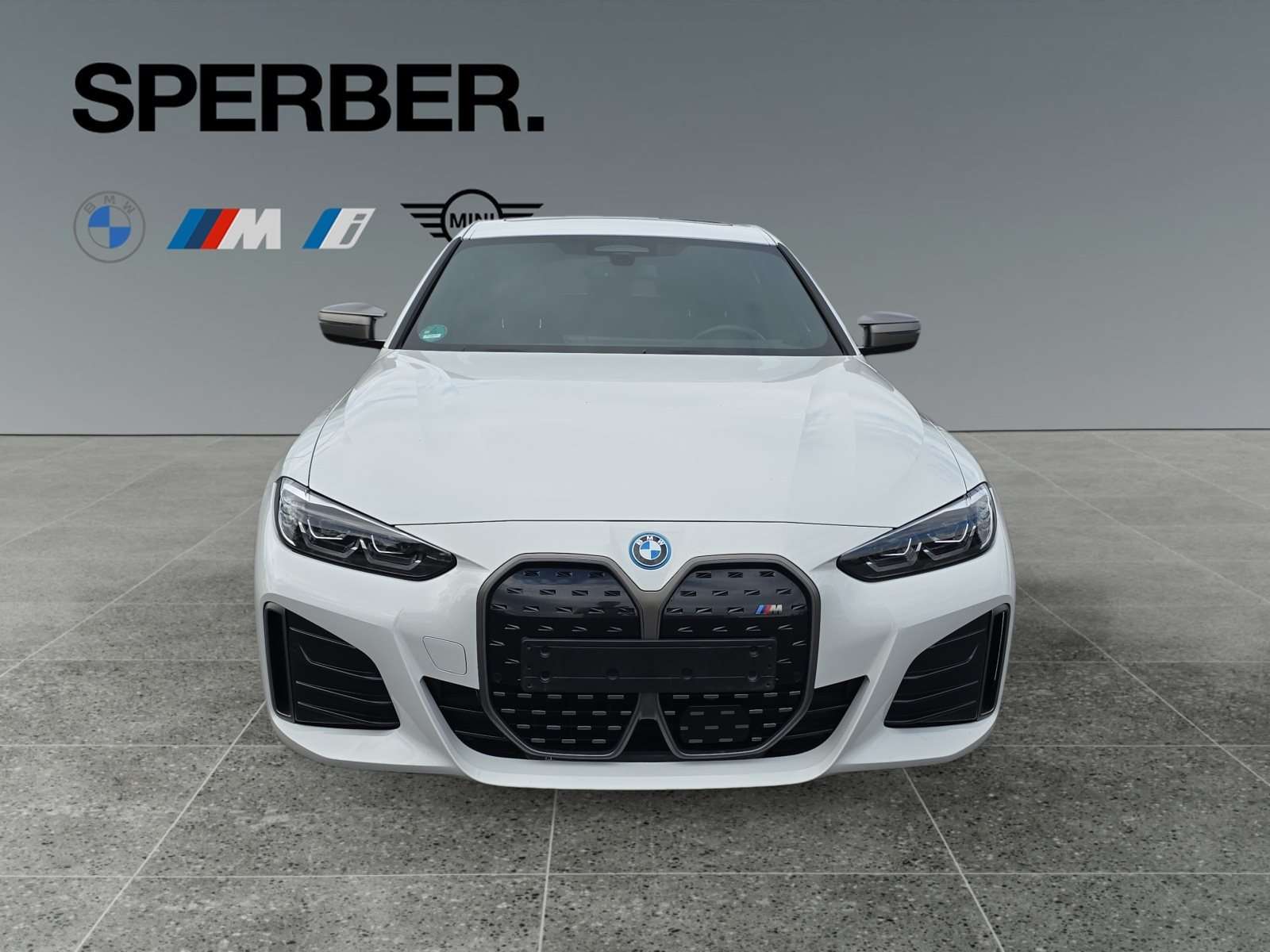 Fahrzeugbild eines BMW i4