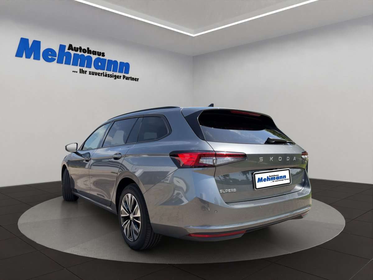 Fahrzeugbild eines Skoda Superb
