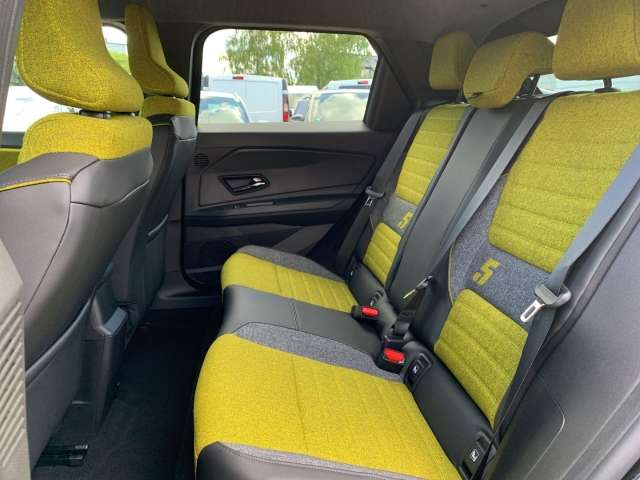 Fahrzeugbild eines Renault 5 E-TECH