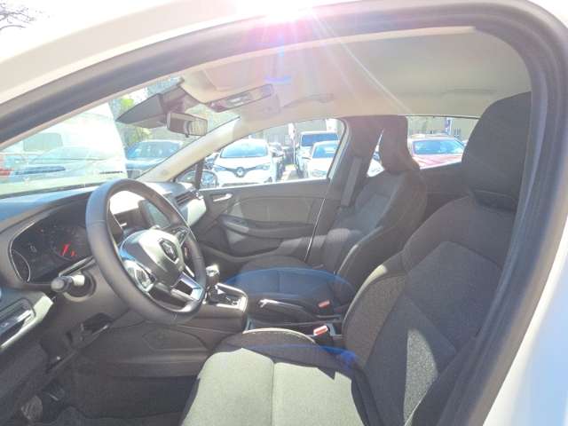 Fahrzeugbild eines Renault Clio