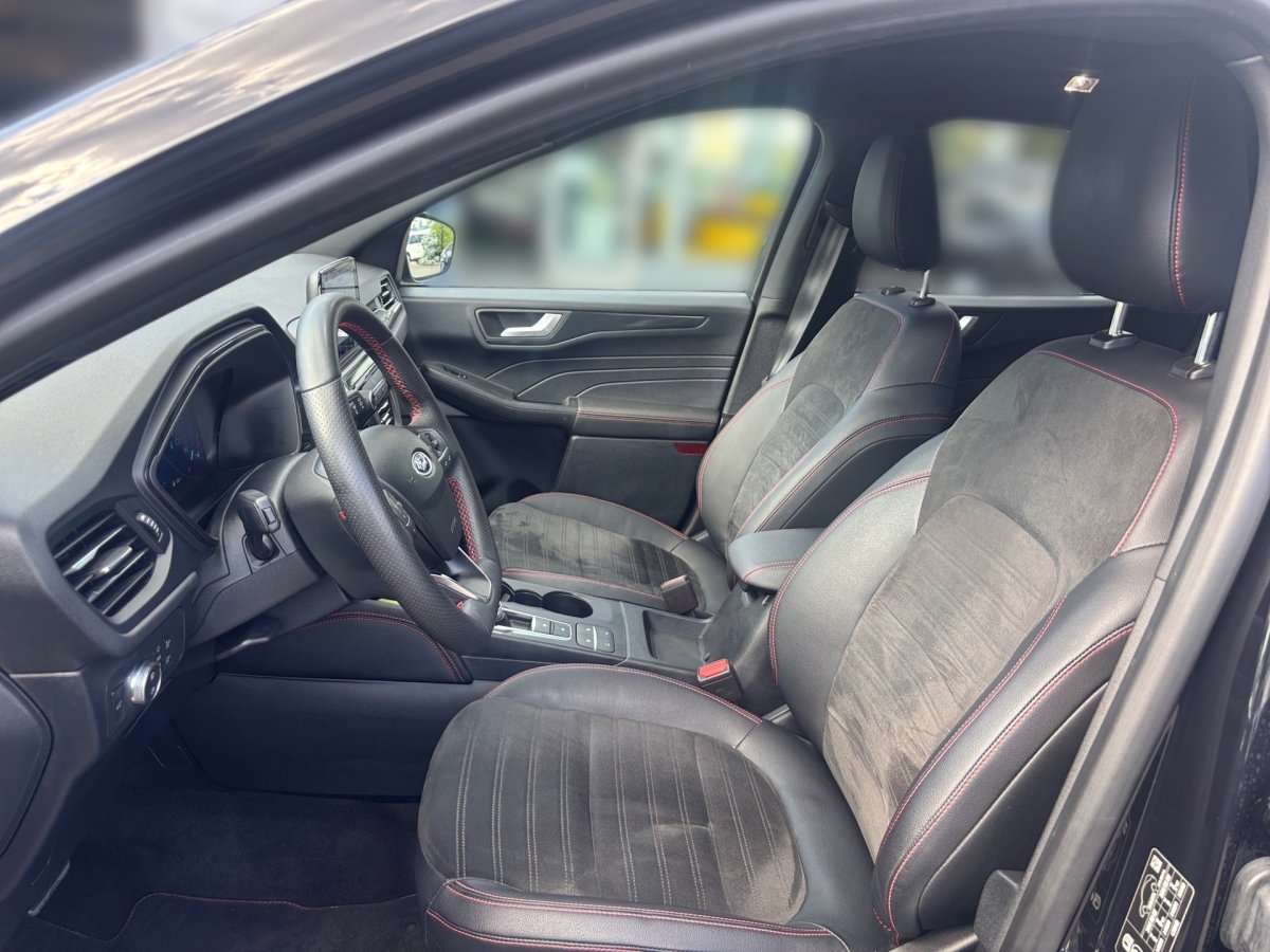 Fahrzeugbild eines Ford Kuga