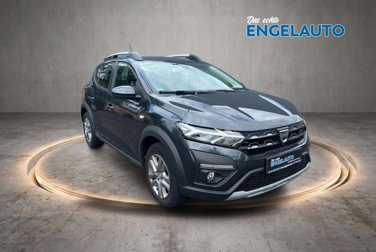 Fahrzeugbild eines Dacia Sandero