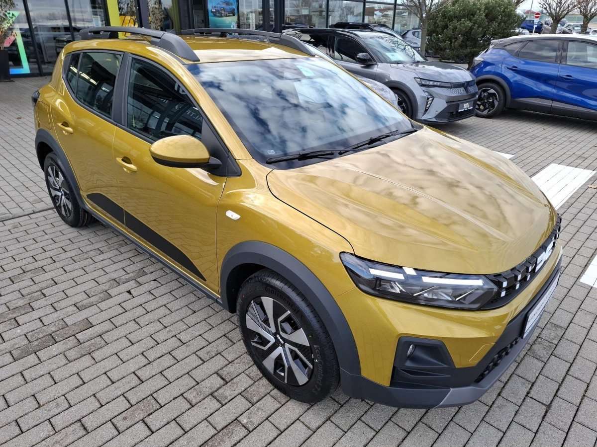 Fahrzeugbild eines Dacia Sandero
