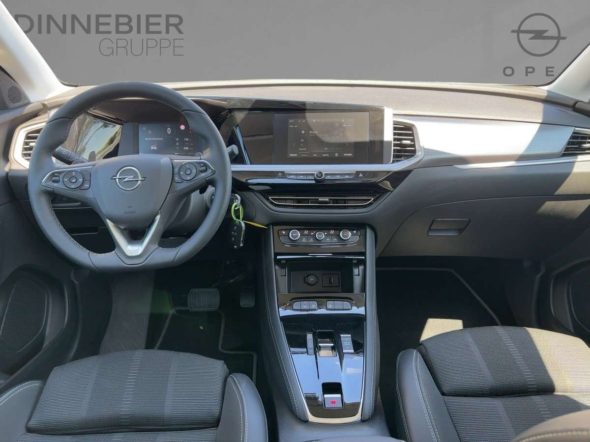 Fahrzeugbild eines Opel Grandland X
