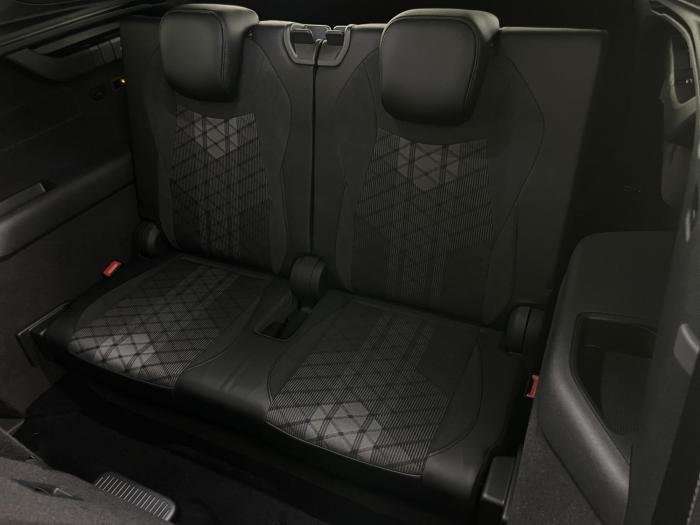 Fahrzeugbild eines Volkswagen Tayron