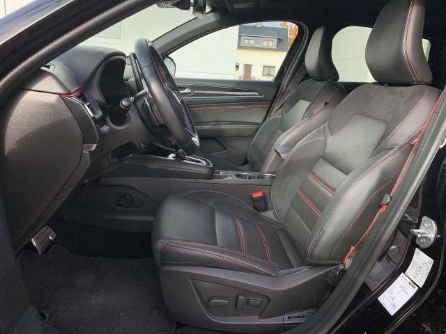 Fahrzeugbild eines Renault Arkana