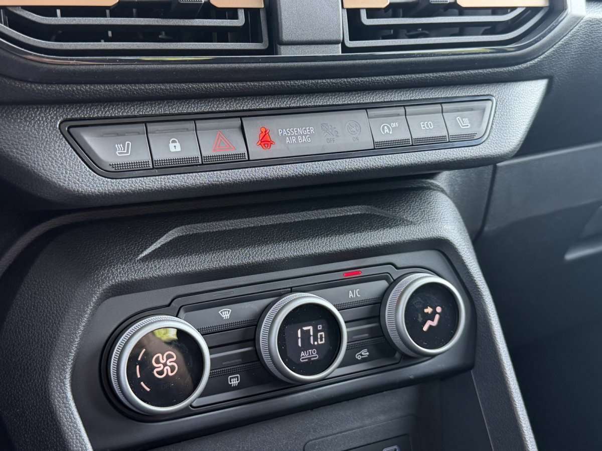 Fahrzeugbild eines Dacia Sandero