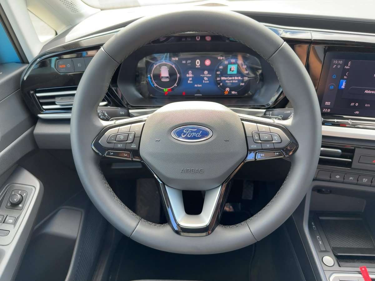 Fahrzeugbild eines Ford Grand Tourneo