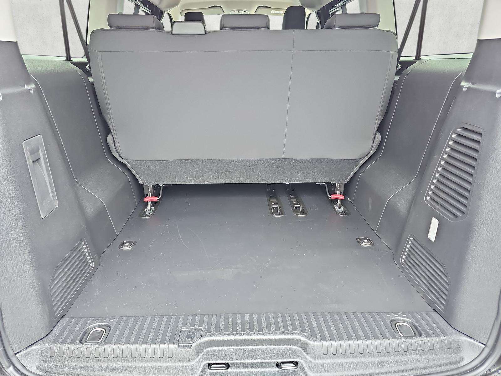 Fahrzeugbild eines Opel Vivaro