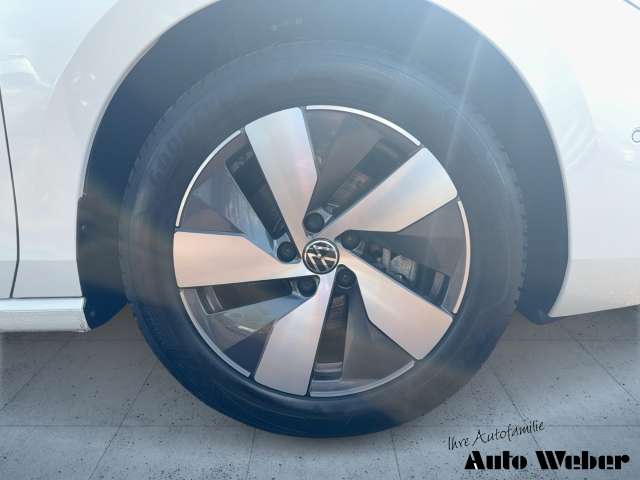 Fahrzeugbild eines Volkswagen Passat