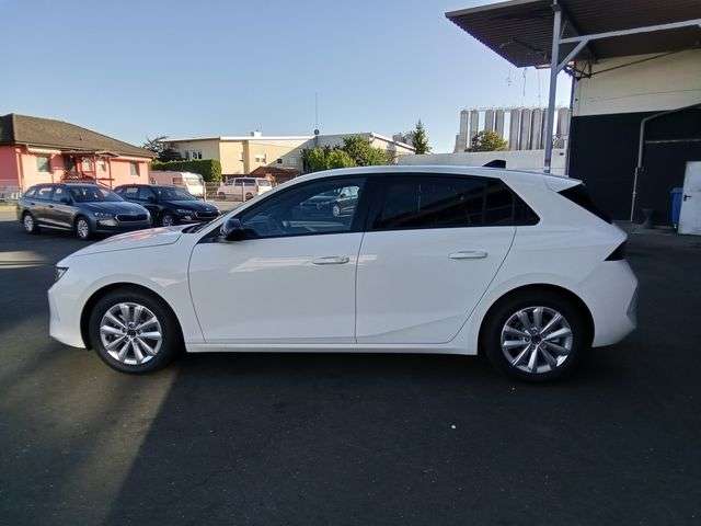 Fahrzeugbild eines Opel Astra