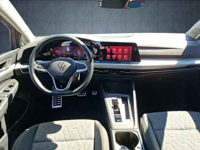 Fahrzeugbild eines Volkswagen Golf