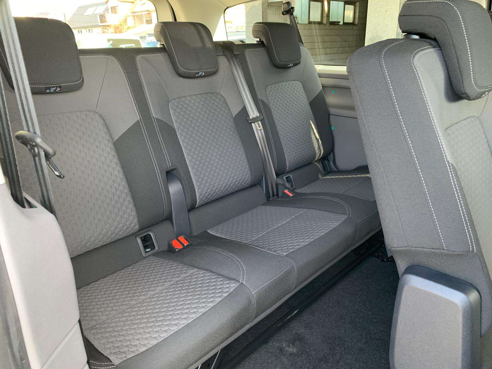 Fahrzeugbild eines Volkswagen Caravelle