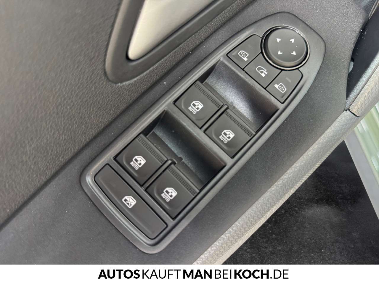 Fahrzeugbild eines Dacia Duster