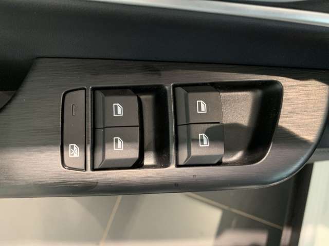 Fahrzeugbild eines MG ZS