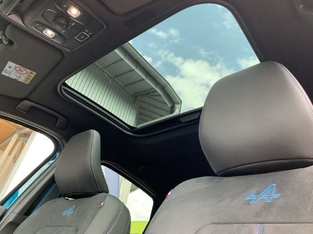 Fahrzeugbild eines Renault Arkana