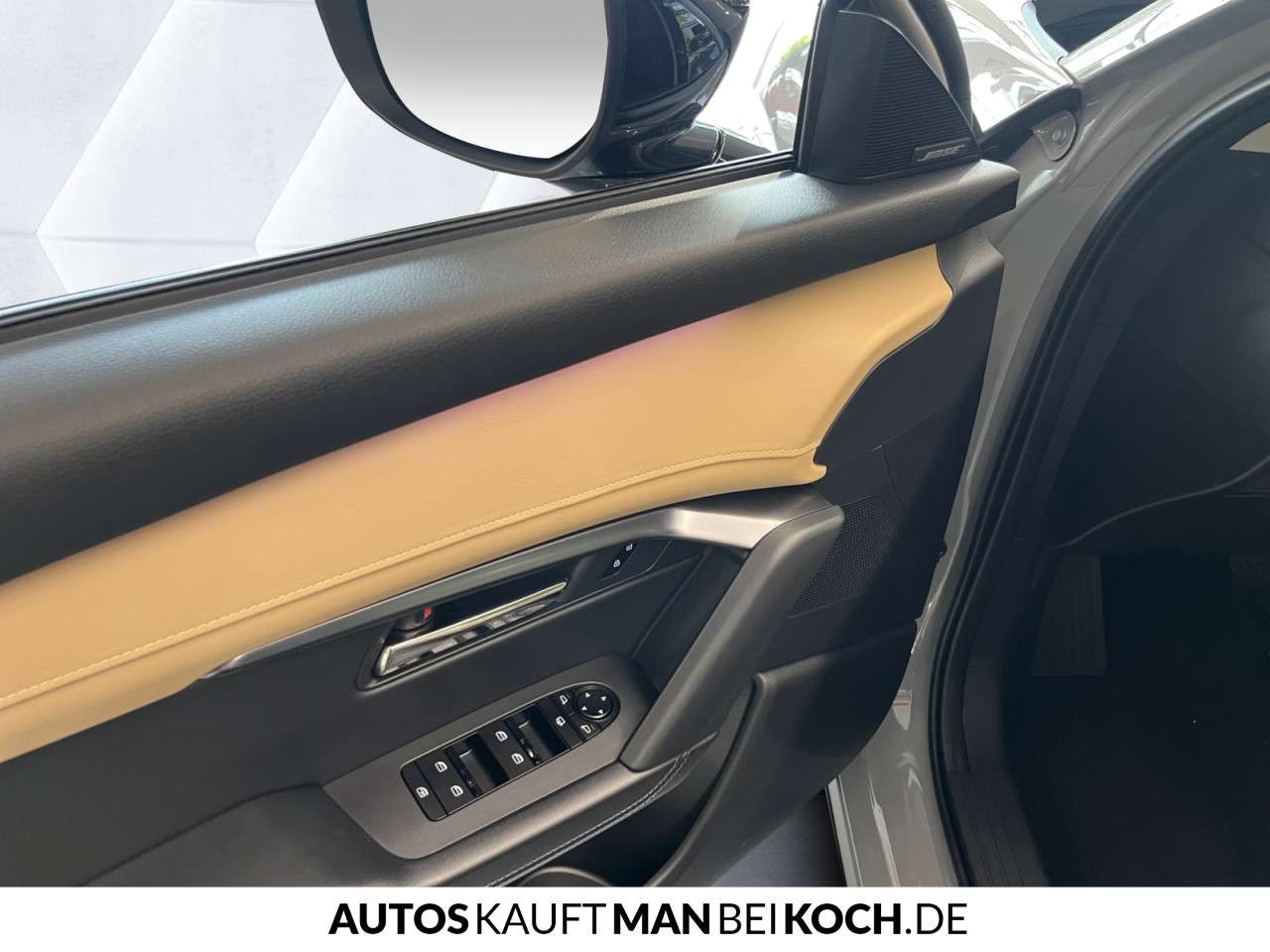Fahrzeugbild eines Mazda Mazda2