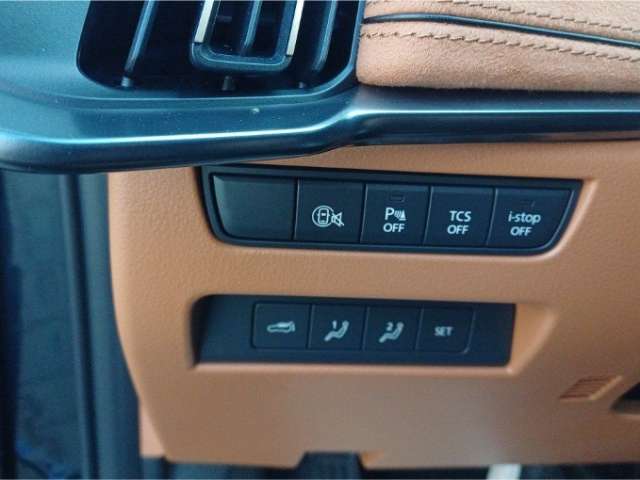 Fahrzeugbild eines Mazda CX-60