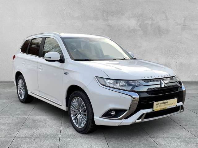 Fahrzeugbild eines Mitsubishi Outlander