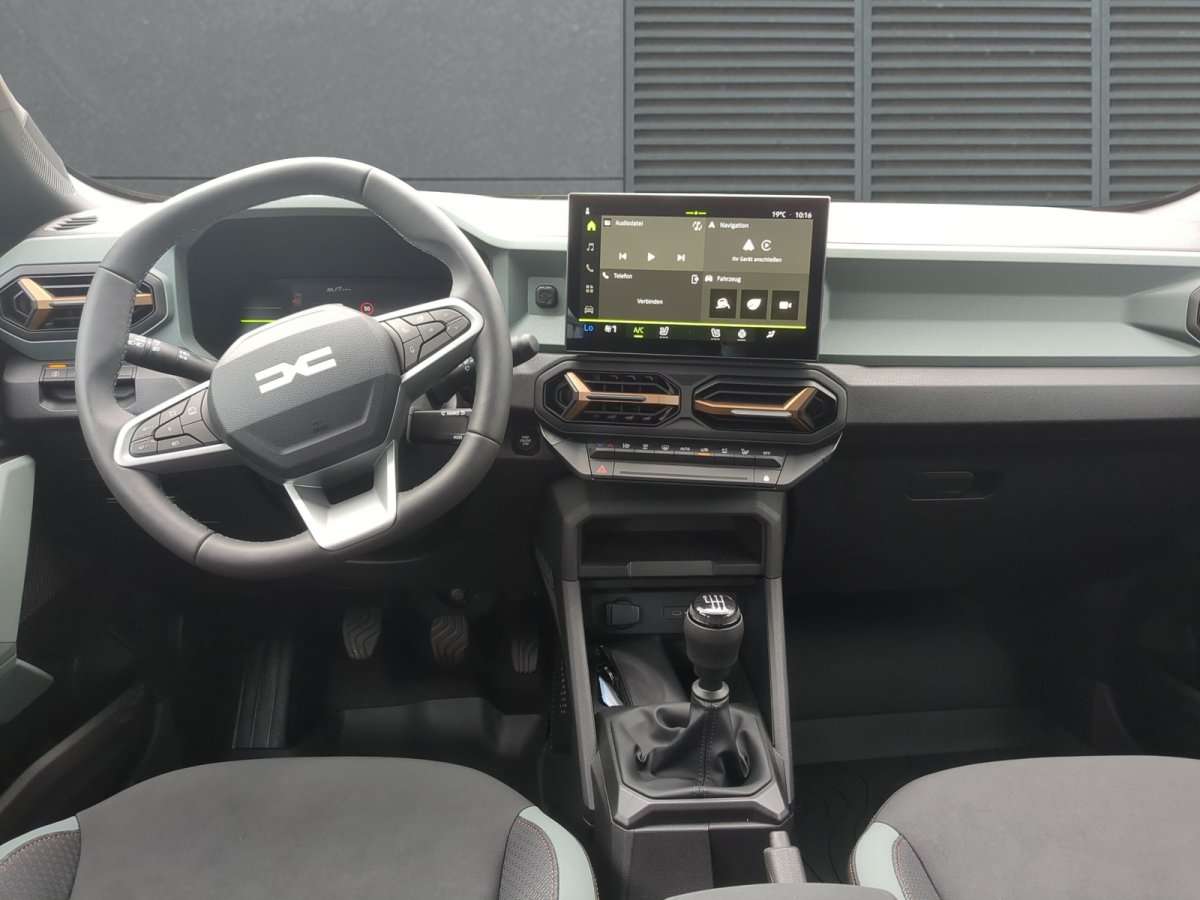 Fahrzeugbild eines Dacia Duster