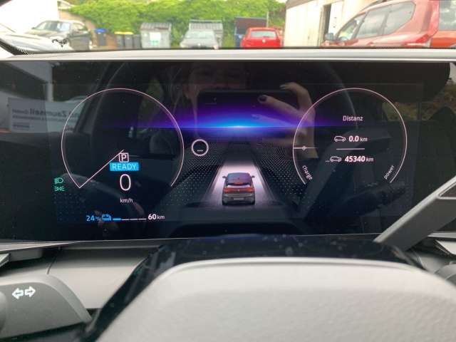Fahrzeugbild eines Renault Megane E-TECH