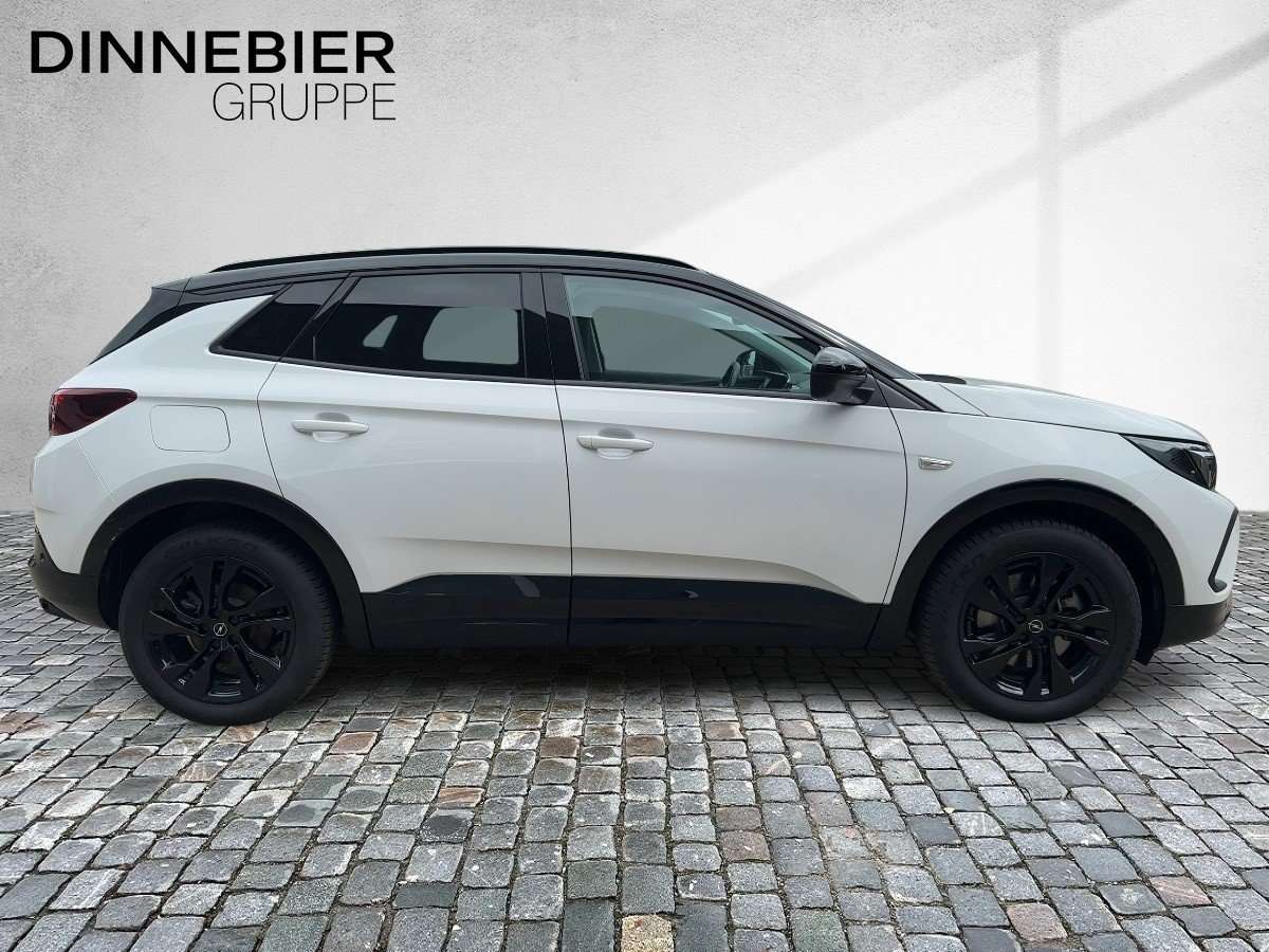 Fahrzeugbild eines Opel Grandland X