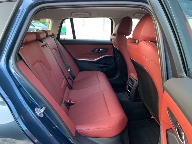 Fahrzeugbild eines BMW 3er-Reihe