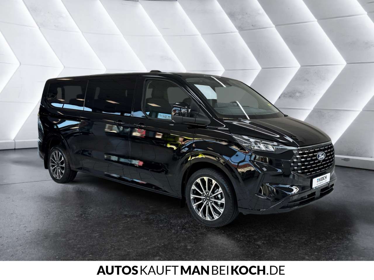 Fahrzeugbild eines Ford Tourneo Custom