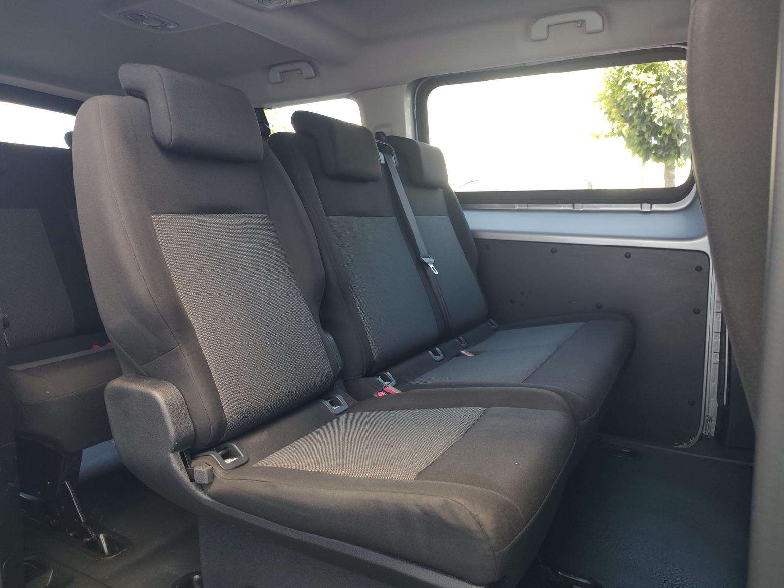 Fahrzeugbild eines Opel Vivaro