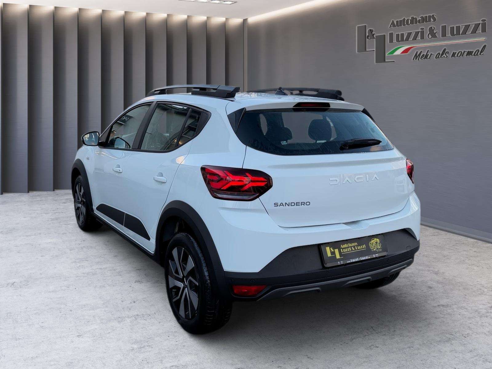 Fahrzeugbild eines Dacia Sandero