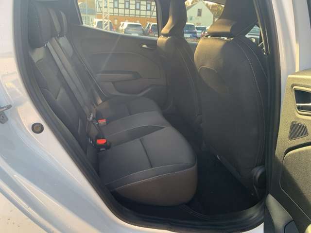 Fahrzeugbild eines Renault Clio