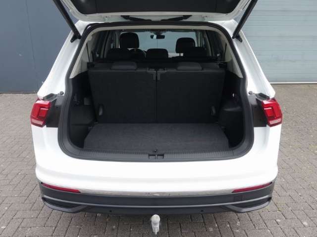 Fahrzeugbild eines Volkswagen Tiguan Allspace