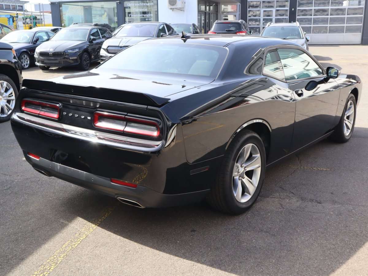Fahrzeugbild eines Dodge Challenger