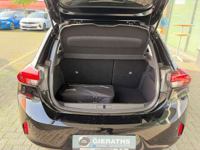 Fahrzeugbild eines Opel Corsa