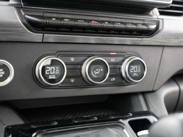 Fahrzeugbild eines Nissan Townstar