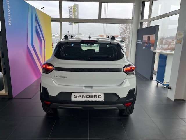 Fahrzeugbild eines Dacia Sandero