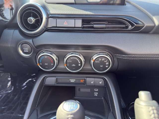 Fahrzeugbild eines Mazda MX-5