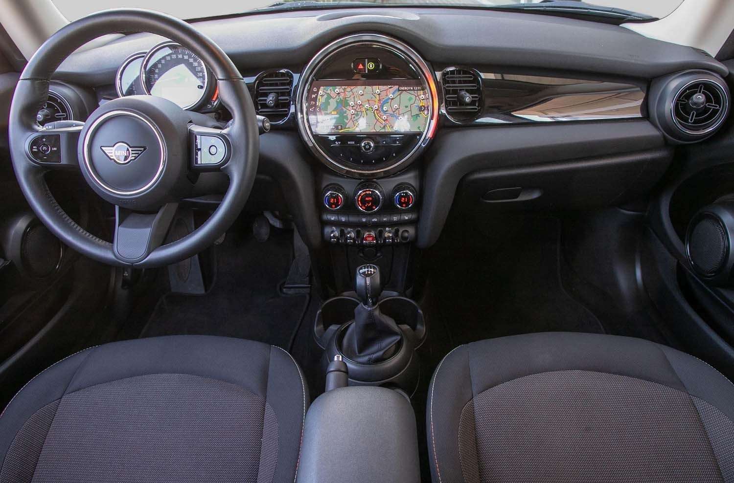 Fahrzeugbild eines MINI COOPER