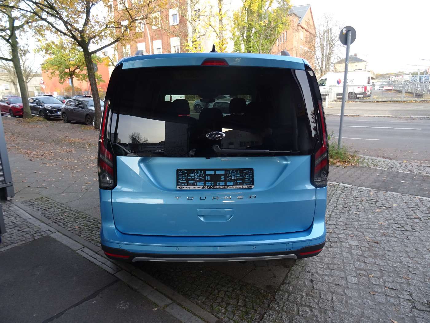 Fahrzeugbild eines Ford Tourneo Connect